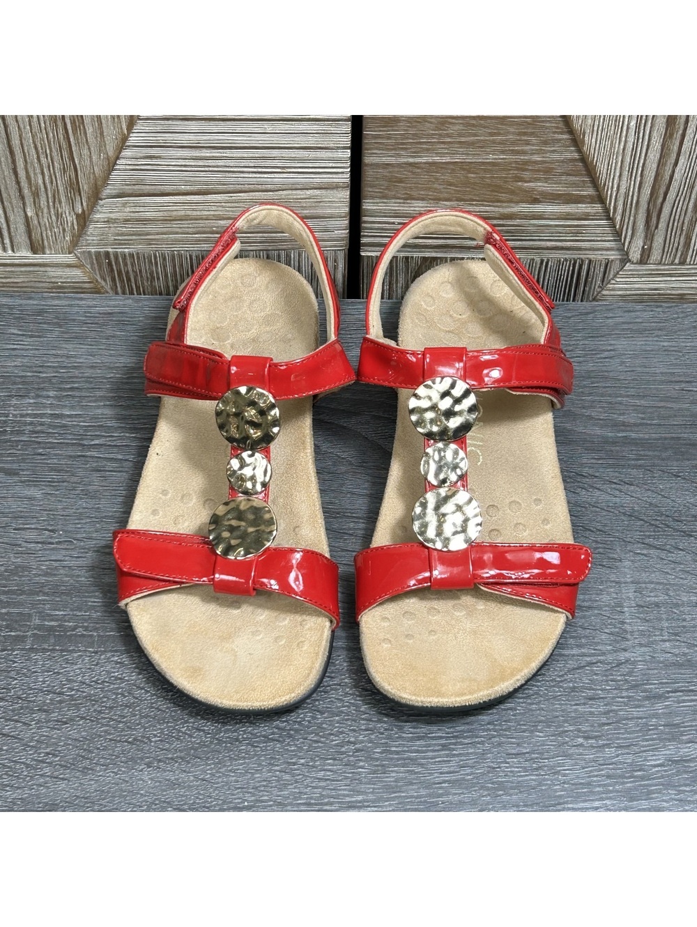 Vionic Rest Farra Red Gold Jeweled Strappy Comfort Sandals Womens Size 5
